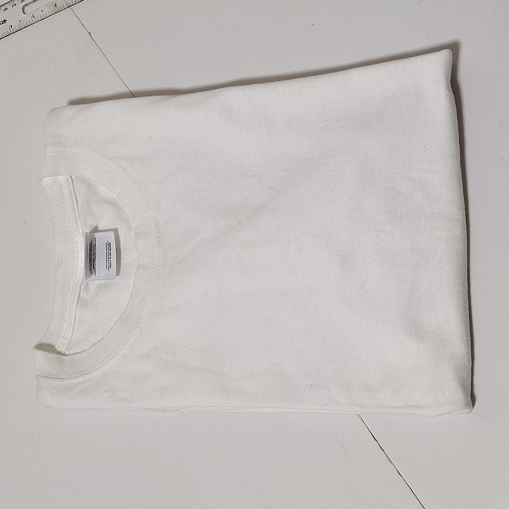 Vintage Hanes Heavy Weight T-shirt - White Size M (38-40)